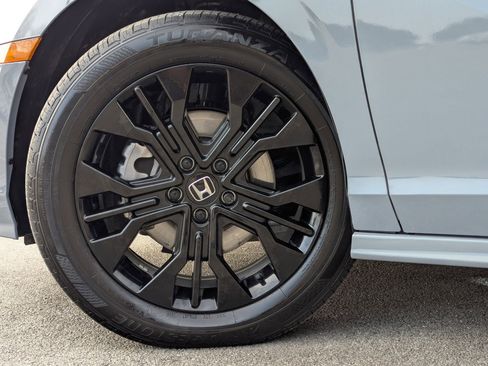 Used 2025 Honda Odyssey Sport-L image 25