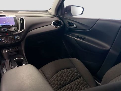 Used 2020 Chevrolet Equinox LT image 23