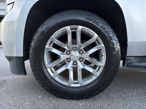 Used 2019 Chevrolet Tahoe LT image 12