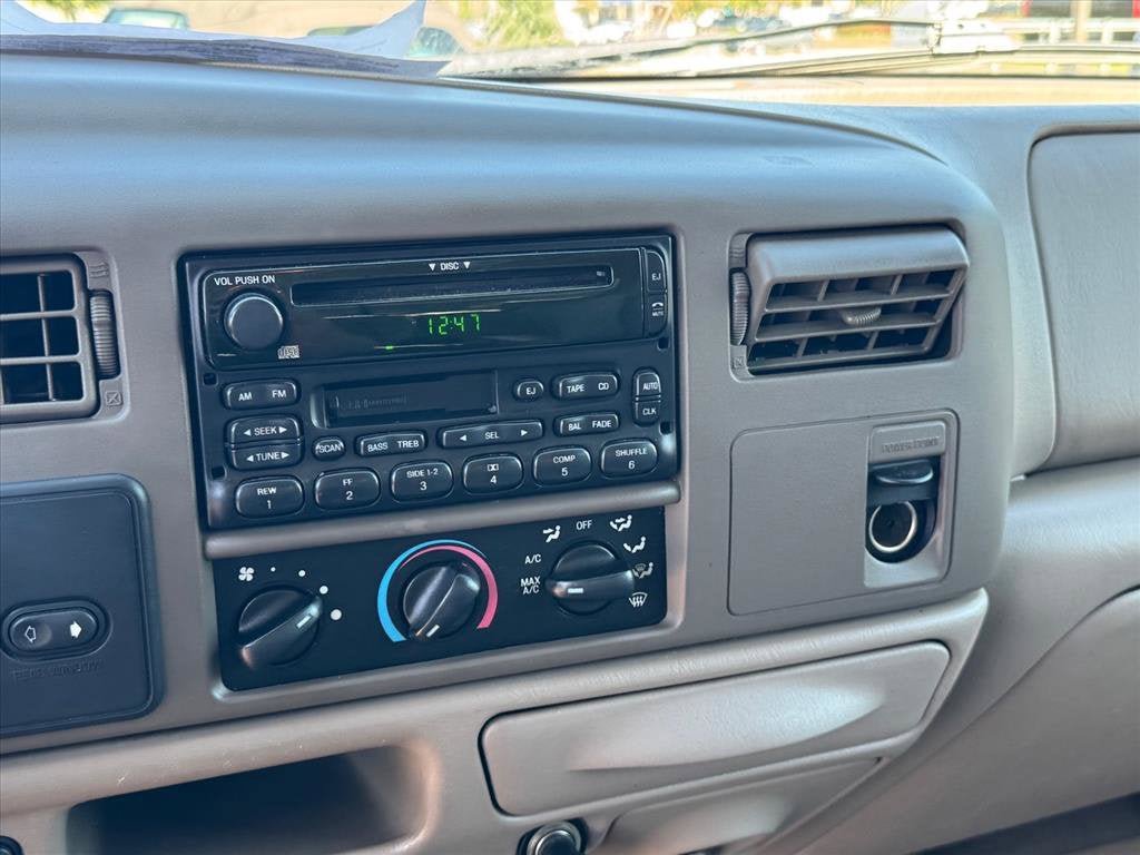 Used 2004 Ford F250 Lariat AWD/4WD image 30