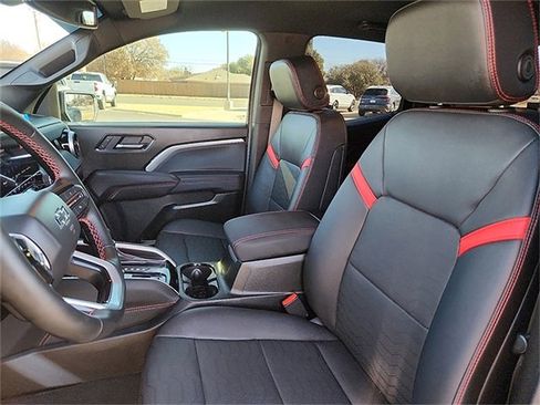 Certified 2025 Chevrolet Colorado Z71 w/ Z71 Convenience Package 2 image 11