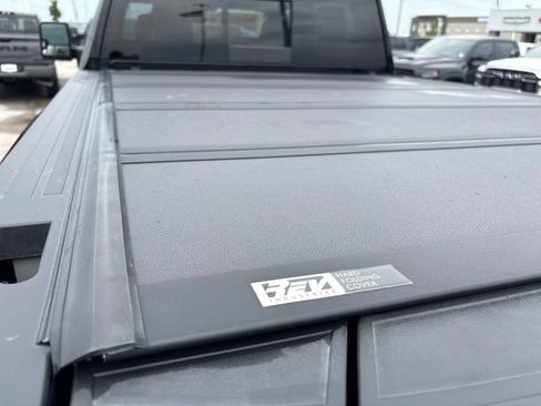 Used 2024 GMC Sierra 2500 AT4X w/ AT4X AEV Edition AWD/4WD image 12