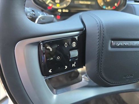 New 2025 Land Rover Range Rover Long Wheelbase SE image 15