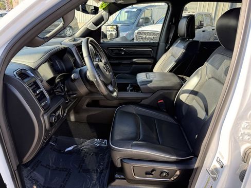 Certified 2025 RAM 1500 Limited image 16