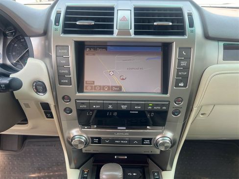 Used 2017 Lexus GX 460 Premium AWD/4WD image 14