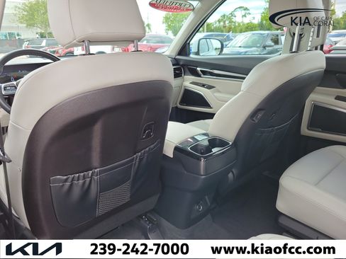 Certified 2025 Kia Telluride S FWD image 18