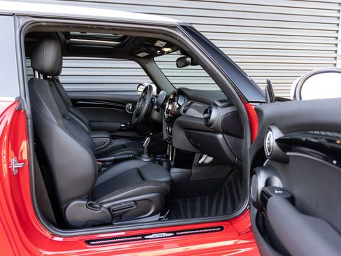 Used 2024 MINI Cooper John Cooper Works w/ Signature Upholstery Package image 26