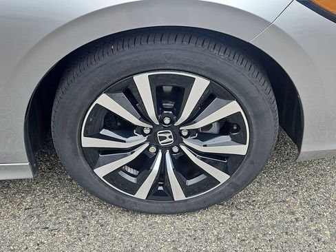 Certified 2023 Honda Civic EX image 10