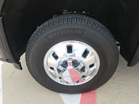 Used 2025 GMC Sierra 3500 Denali Ultimate AWD/4WD image 30