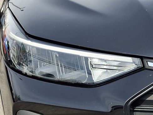 Certified 2024 Ford Escape ST-Line w/ Cold Weather Package FWD image 9