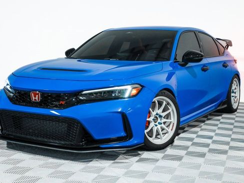 Used 2024 Honda Civic Type R image 10