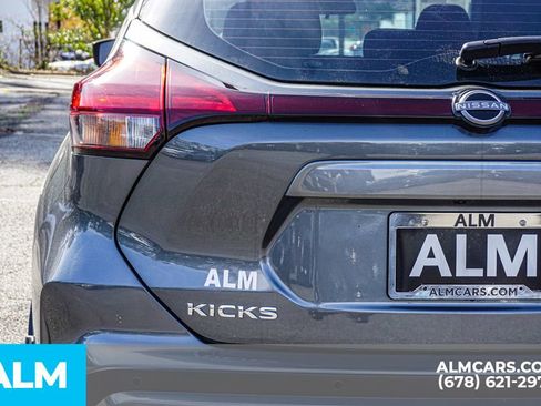 Used 2025 Nissan Kicks Play S image 12