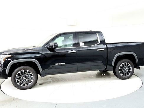 New 2026 Toyota Tundra Limited AWD/4WD image 3