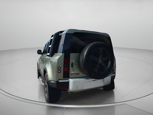 Used 2020 Land Rover Defender 110 HSE image 23