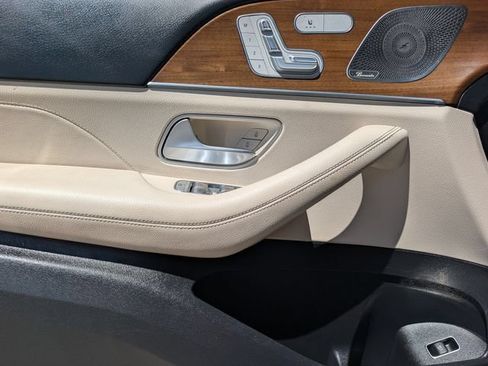 Used 2022 Mercedes-Benz GLE 350 4MATIC image 19