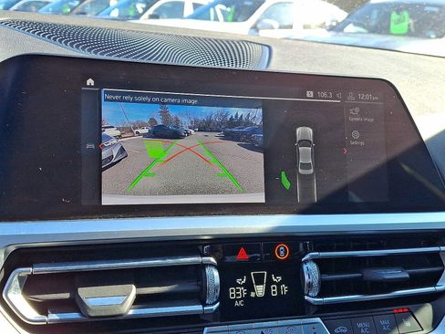 Used 2020 BMW 330i xDrive Sedan w/ Driving Assistance Package image 19