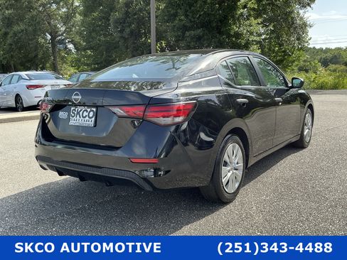 Used 2024 Nissan Sentra S FWD image 5