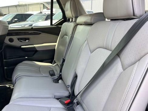Used 2023 Honda Pilot Elite image 22