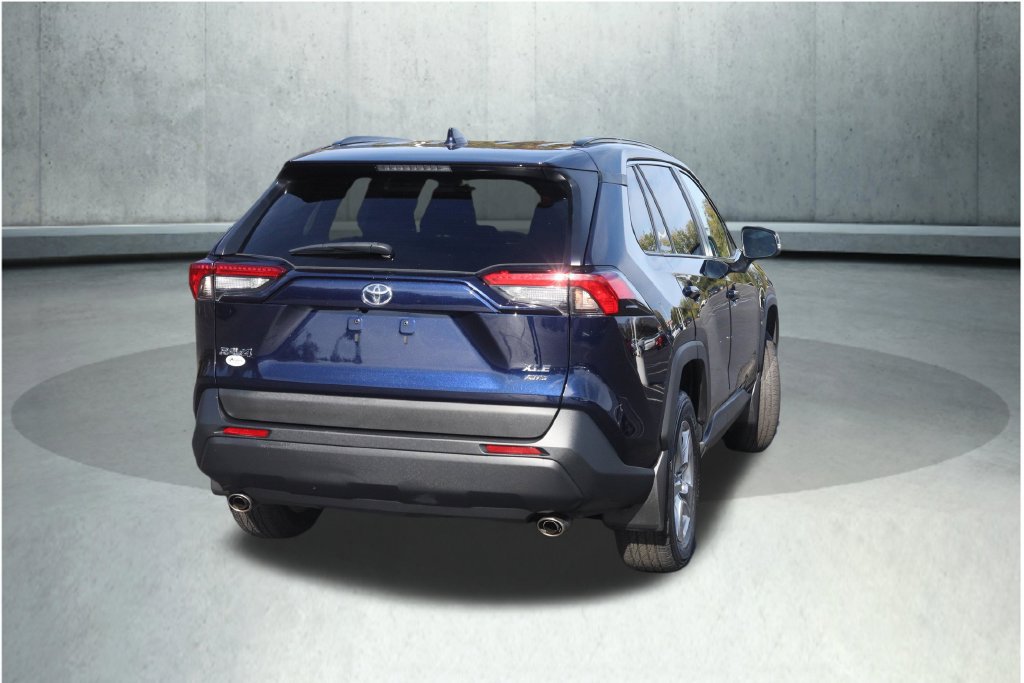Used 2024 Toyota RAV4 XLE w/ Convenience Package AWD/4WD image 12