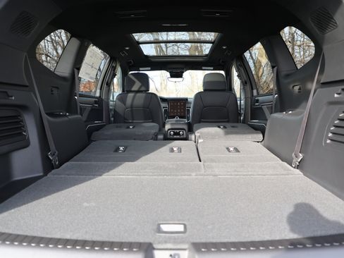 New 2026 GMC Acadia Denali w/ Super Cruise Package image 44