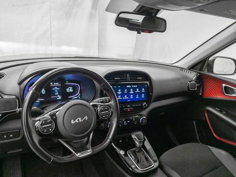 Used 2023 Kia Soul GT-Line image 17