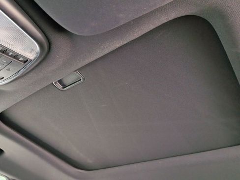 Used 2018 Jeep Grand Cherokee Limited image 28