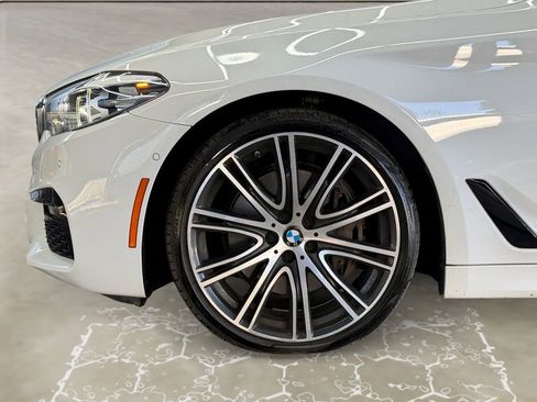 Used 2020 BMW 540i w/ M Sport Package image 14