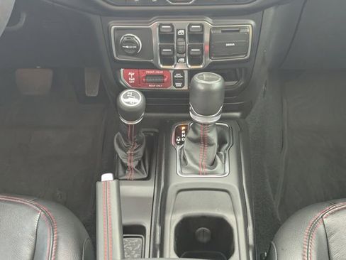 Used 2023 Jeep Gladiator Rubicon w/ LED Lighting Group image 18