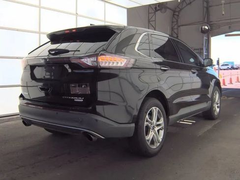 Used 2016 Ford Edge Titanium FWD image 2