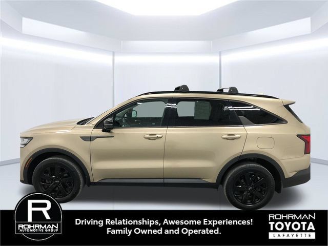 Used 2021 Kia Sorento S w/ Panoramic Sunroof Package AWD/4WD image 3