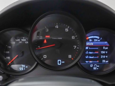 Used 2025 Porsche 718 Cayman image 22