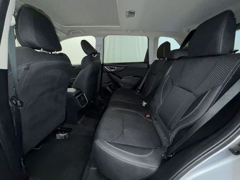 Used 2020 Subaru Forester Premium AWD/4WD image 12