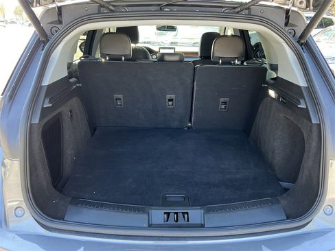 Used 2021 Lincoln Corsair Reserve w/ Equipment Group 201A image 5