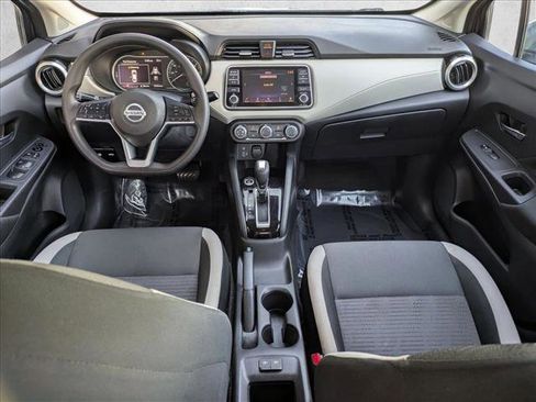 Used 2021 Nissan Versa SV image 16