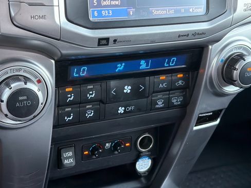 Used 2016 Toyota 4Runner Limited AWD/4WD image 20