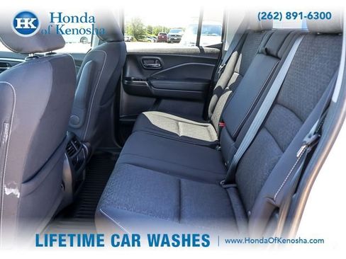 Used 2023 Honda Ridgeline Sport image 11