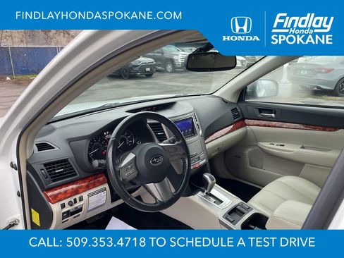 Used 2011 Subaru Outback 2.5i Limited image 13