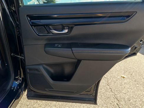 Used 2024 Honda CR-V EX-L image 31