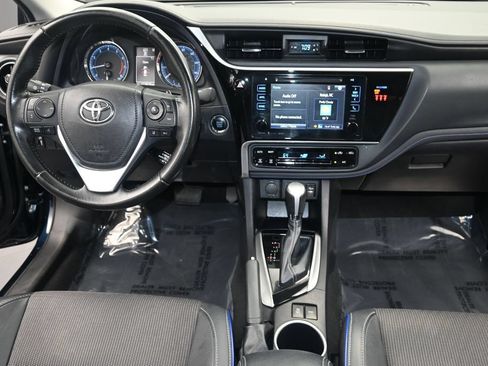 Used 2019 Toyota Corolla SE w/ SE Premium Package FWD image 15
