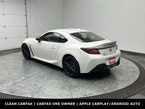Used 2024 Toyota GR86 Premium RWD image 2