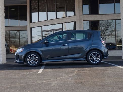 Used 2018 Chevrolet Sonic LT w/ Convenience Package image 5