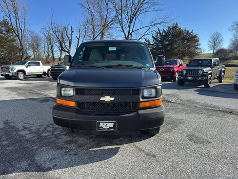 Used 2015 Chevrolet Express 2500 LS image 2