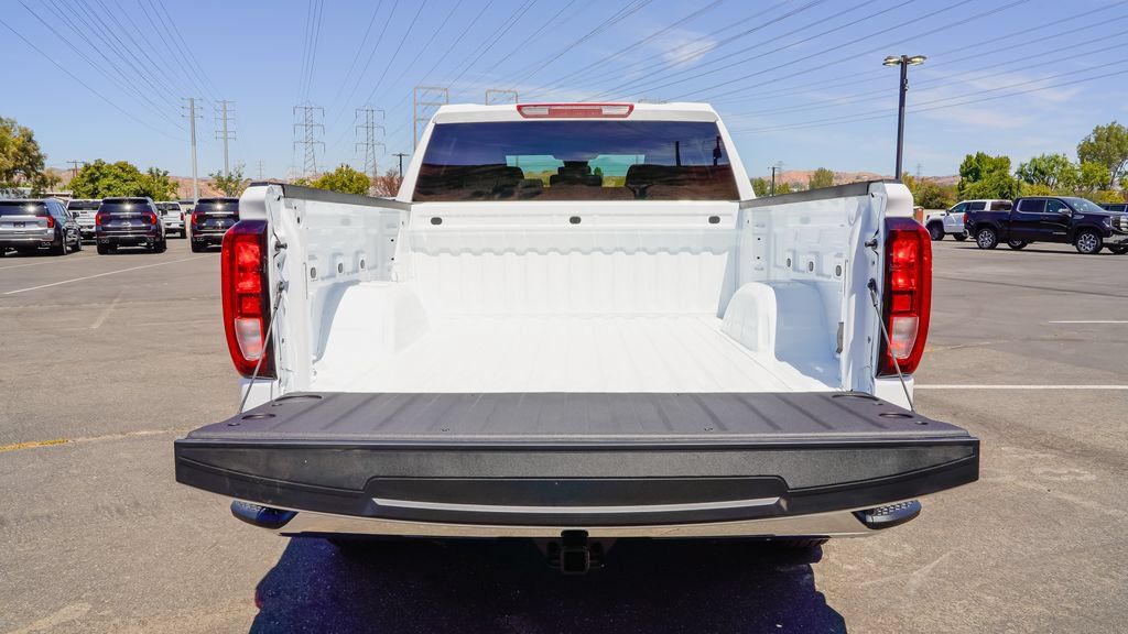 New 2026 GMC Sierra 1500 Pro w/ Pro Value Package AWD/4WD image 9