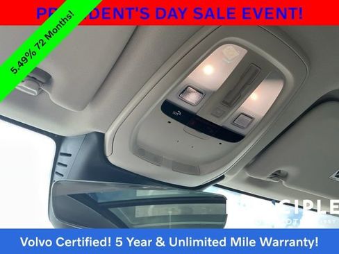 Certified 2025 Volvo XC60 B5 Core image 23