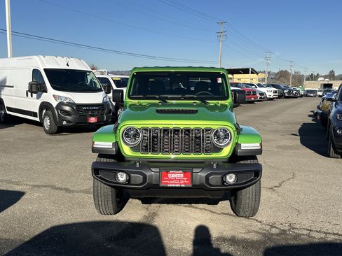 New 2026 Jeep Gladiator Sport image 8