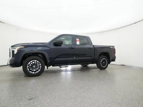 New 2026 Toyota Tundra SR5 AWD/4WD image 18