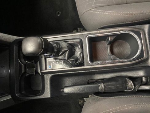 Used 2019 Toyota Tacoma TRD Sport image 26