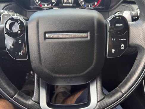 Used 2018 Land Rover Range Rover Velar R-Dynamic SE AWD/4WD image 32