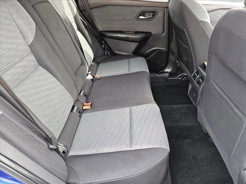 Used 2021 Nissan Rogue SV image 18