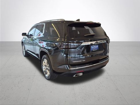 Used 2021 Chevrolet Traverse High Country AWD/4WD image 9
